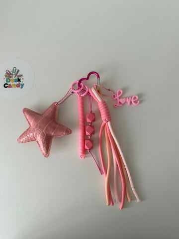 Roze ster met LOVE