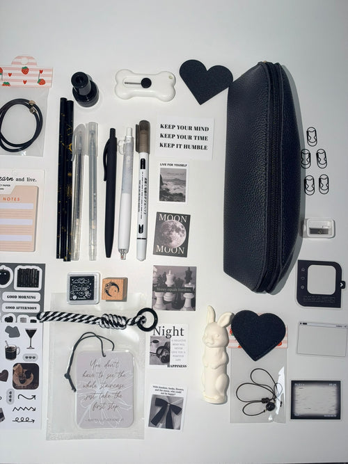 Black & White Mystery Bundle ♡