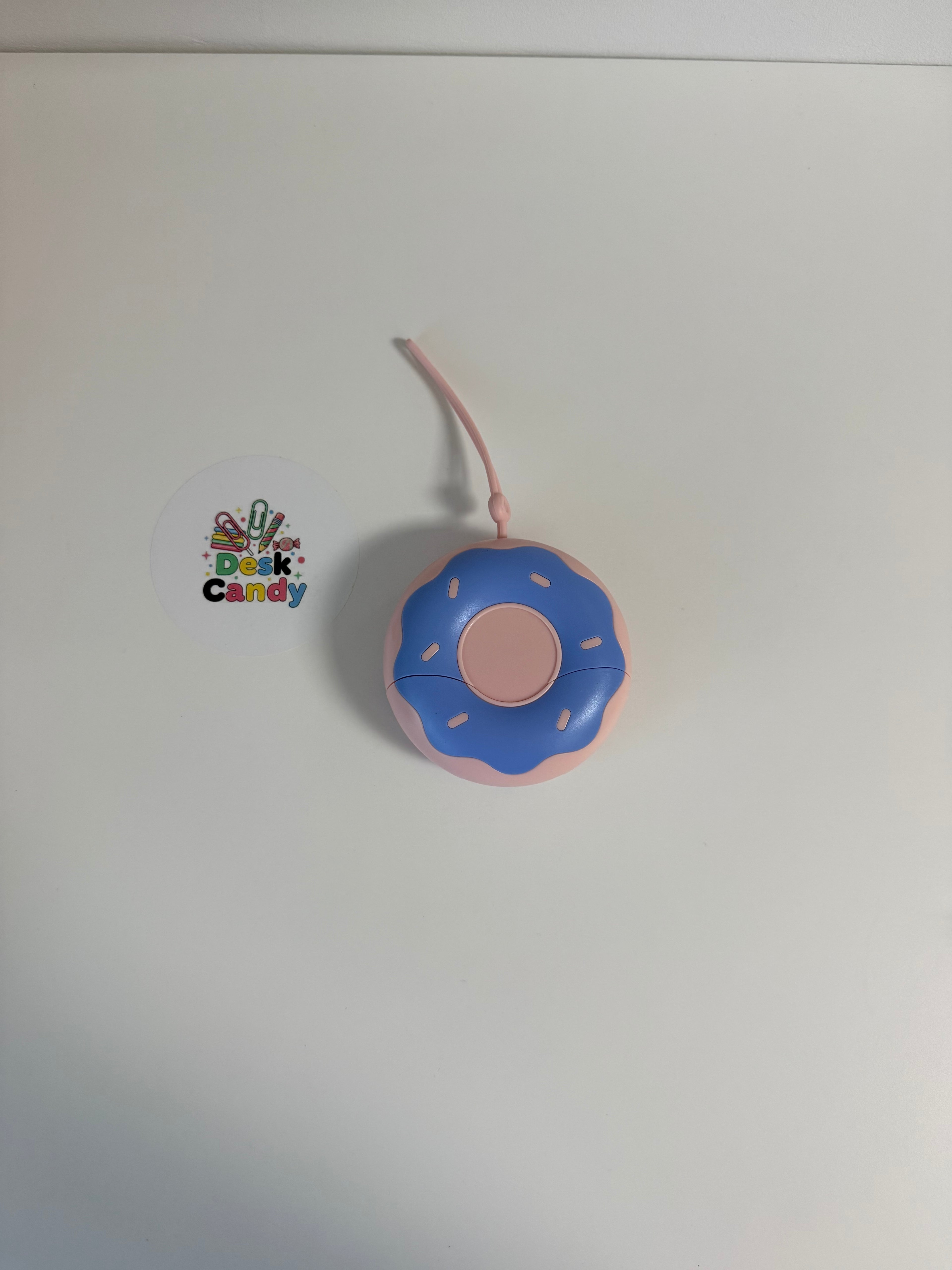 Donut On-the-Go Lint Roller